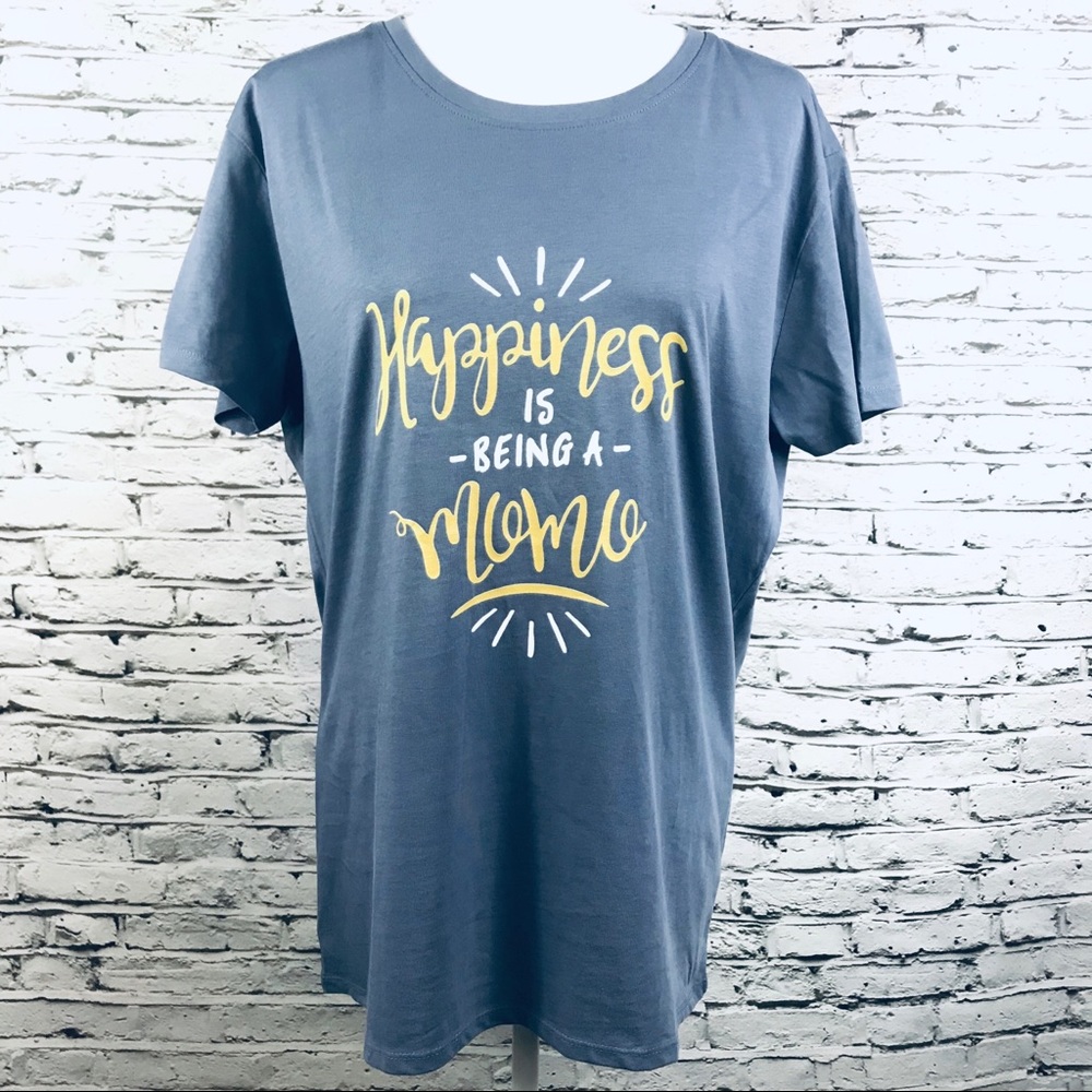NWOT “Happiness Is Being A Mama” Tee